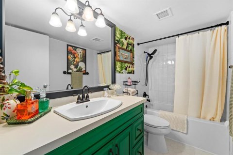 Copropriété à vendre à Treasure Island, Floride: 2 chambres, 115.2 m2 № 2106949 - photo 15