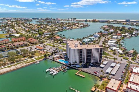 Copropriété à vendre à Treasure Island, Floride: 2 chambres, 115.2 m2 № 2106949 - photo 22
