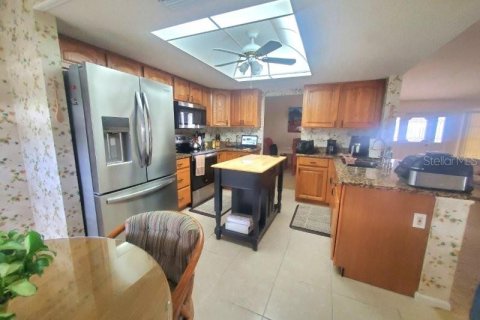 Casa en alquiler en Punta Gorda, Florida, 3 dormitorios, 169.08 m2 № 2221956 - foto 11