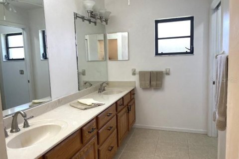 Casa en alquiler en Punta Gorda, Florida, 3 dormitorios, 169.08 m2 № 2221956 - foto 21