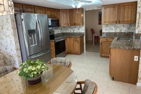 Casa en alquiler en Punta Gorda, Florida, 3 dormitorios, 169.08 m2 № 2221956 - foto 18