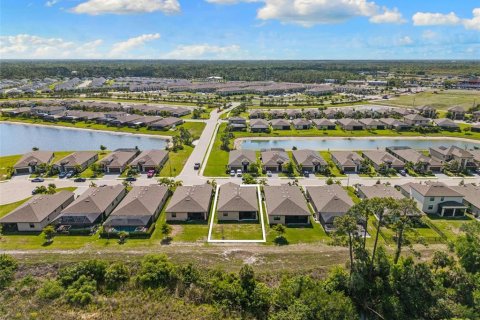 Casa en venta en Port Charlotte, Florida, 3 dormitorios, 172.98 m2 № 2166463 - foto 3