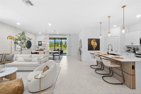 Casa en venta en Port Charlotte, Florida, 3 dormitorios, 172.98 m2 № 2166463 - foto 5