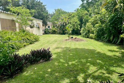 Villa ou maison à vendre à Miami Shores, Floride: 2 chambres, 98.85 m2 № 1969460 - photo 4