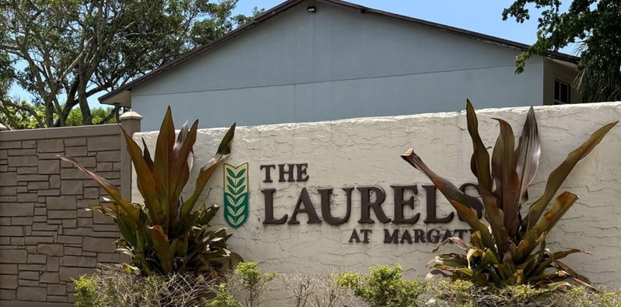 Condo in Margate, Florida, 2 bedrooms № 1223170