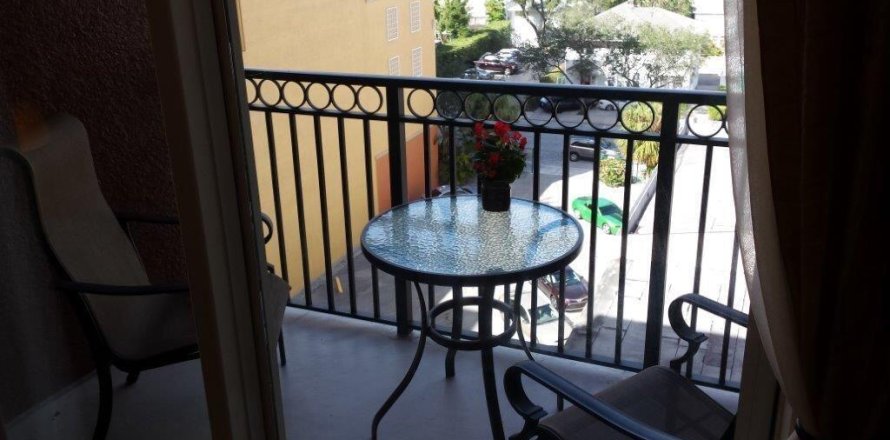 Condominio en West Palm Beach, Florida, 1 dormitorio № 1141427