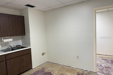 Commercial property in Crystal River, Florida 133.31 sq.m. № 1837226 - photo 17