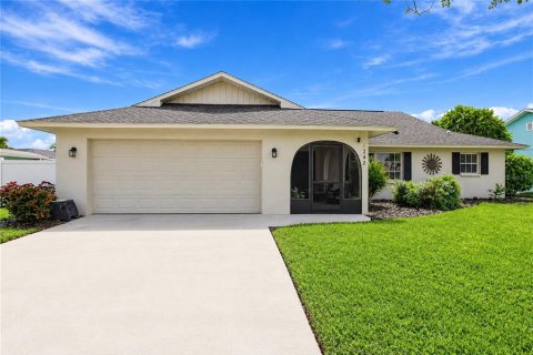 Casa en Venice, Florida 3 dormitorios, 175.03 m2 № 2386532