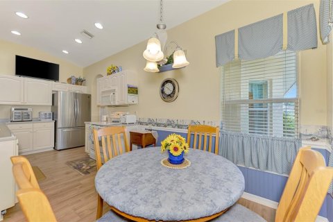 House in Englewood, Florida 2 bedrooms, 128.67 sq.m. № 1912557 - photo 24