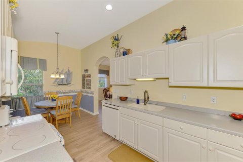 House in Englewood, Florida 2 bedrooms, 128.67 sq.m. № 1912557 - photo 20