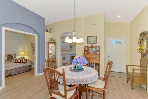 House in Englewood, Florida 2 bedrooms, 128.67 sq.m. № 1912557 - photo 9