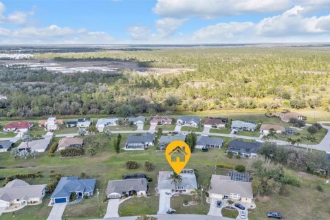 Casa en venta en Punta Gorda, Florida, 3 dormitorios, 205.87 m2 № 1663182 - foto 2