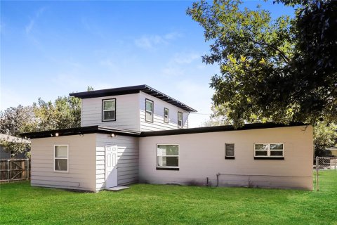 Villa ou maison à louer à Orlando, Floride: 4 chambres, 105.07 m2 № 1901355 - photo 16