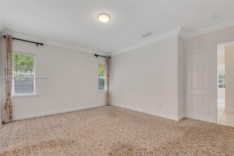 Villa ou maison à louer à Palmetto Bay, Floride: 5 chambres, 280.75 m2 № 1971337 - photo 21