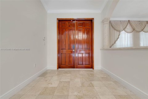 Villa ou maison à louer à Palmetto Bay, Floride: 5 chambres, 280.75 m2 № 1971337 - photo 4