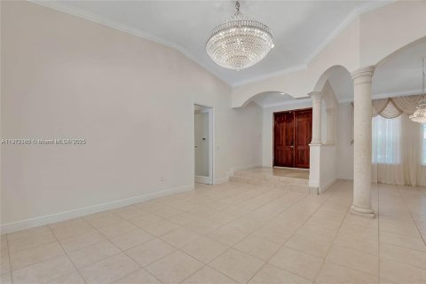 Villa ou maison à louer à Palmetto Bay, Floride: 5 chambres, 280.75 m2 № 1971337 - photo 6