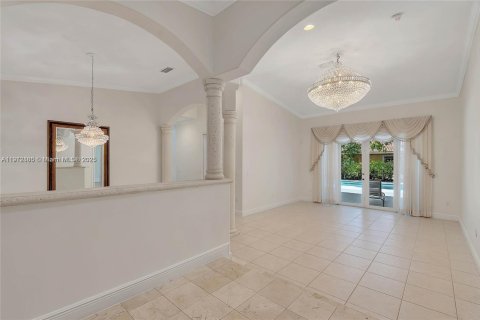 Villa ou maison à louer à Palmetto Bay, Floride: 5 chambres, 280.75 m2 № 1971337 - photo 3