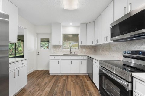 Villa ou maison à louer à Orlando, Floride: 3 chambres, 157.93 m2 № 1906846 - photo 7