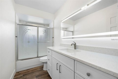 Villa ou maison à louer à Orlando, Floride: 3 chambres, 157.93 m2 № 1906846 - photo 15