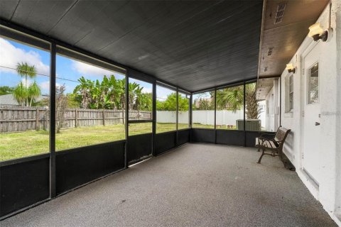 Villa ou maison à louer à Orlando, Floride: 3 chambres, 157.93 m2 № 1906846 - photo 17