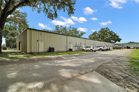 Commercial property in Bushnell, Florida 1170.57 sq.m. № 1857994 - photo 4