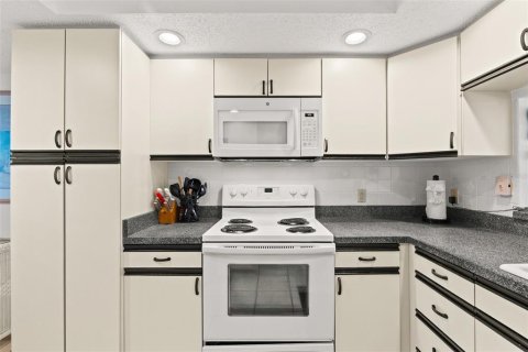 Condominio en venta en Bradenton, Florida, 2 dormitorios, 96.8 m2 № 2122093 - foto 29