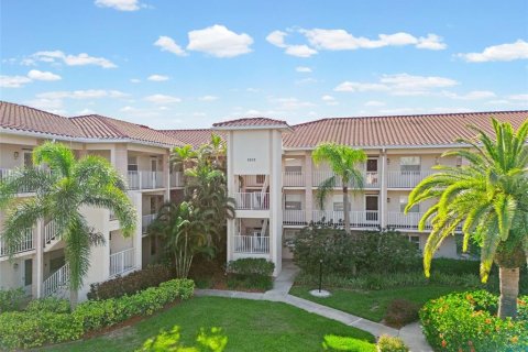 Condominio en Bradenton, Florida, 2 dormitorios № 2122093