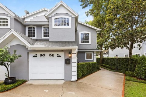 Adosado en venta en Winter Park, Florida, 4 dormitorios, 262.54 m2 № 1827126 - foto 1