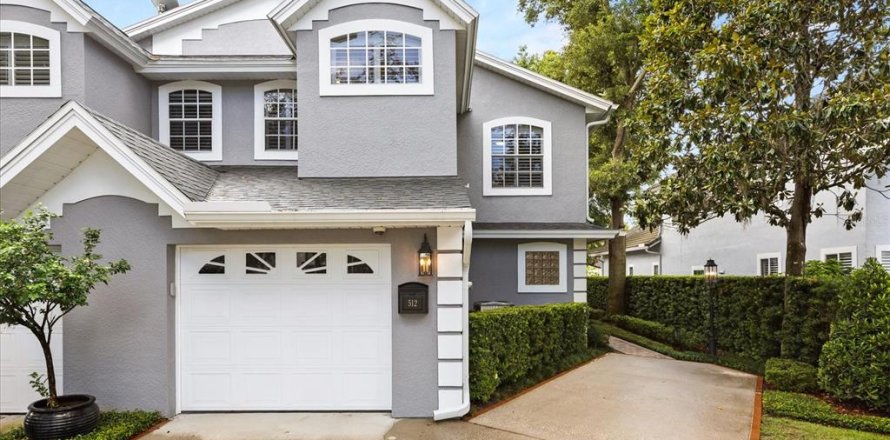Adosado en Winter Park, Florida 4 dormitorios, 262.54 m2 № 1827126