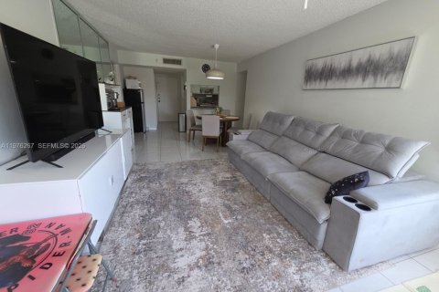 Condo in Weston, Florida, 2 bedrooms  № 2042062 - photo 7