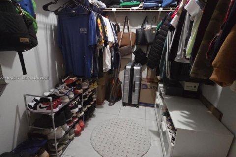 Condo in Weston, Florida, 2 bedrooms  № 2042062 - photo 14