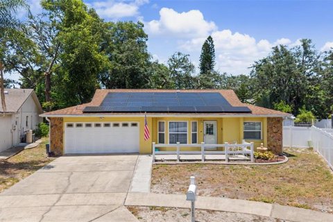 Casa en New Port Richey, Florida 2 dormitorios, 121.79 m2 № 2121053