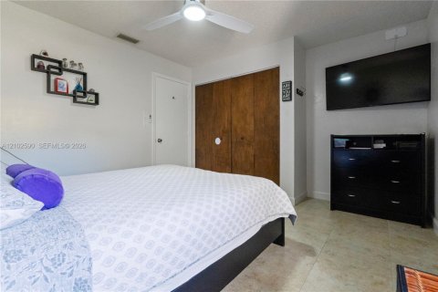 Casa en venta en Oakland Park, Florida, 2 dormitorios, 98.57 m2 № 2407685 - foto 9