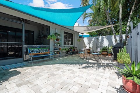 Casa en venta en Oakland Park, Florida, 2 dormitorios, 98.57 m2 № 2407685 - foto 13