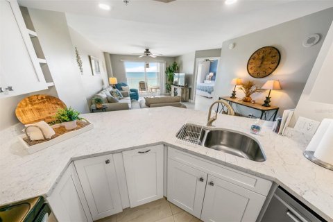Condo in Ormond Beach, Florida, 2 bedrooms  № 1608652 - photo 12