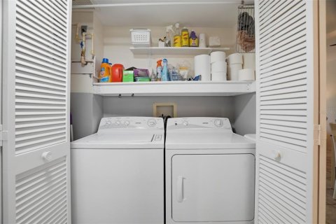 Купить кондоминиум в Нью-Порт-Ричи, Флорида 3 комнаты, 106.47м2, № 2213320 - фото 10