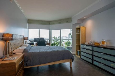 Condominio en venta en Miami, Florida, 2 dormitorios, 107.95 m2 № 1874371 - foto 12