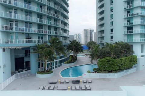 Condominio en venta en Miami, Florida, 2 dormitorios, 107.95 m2 № 1874371 - foto 24