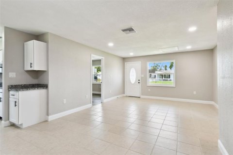 Villa ou maison à vendre à Bartow, Floride: 5 chambres, 156.45 m2 № 1793563 - photo 17