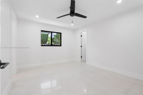 Villa ou maison à vendre à Lighthouse Point, Floride: 4 chambres, 193.89 m2 № 1661671 - photo 28