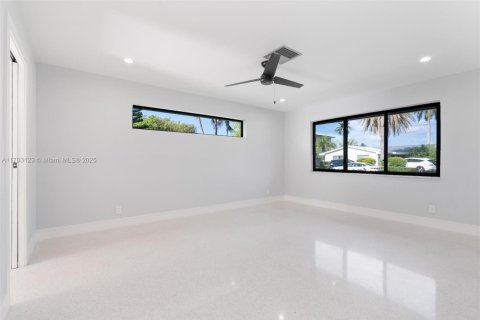 Villa ou maison à vendre à Lighthouse Point, Floride: 4 chambres, 193.89 m2 № 1661671 - photo 22
