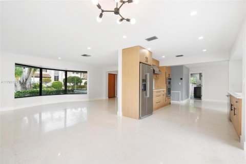 Villa ou maison à vendre à Lighthouse Point, Floride: 4 chambres, 193.89 m2 № 1661671 - photo 13