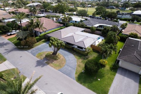 Villa ou maison à vendre à Lighthouse Point, Floride: 4 chambres, 193.89 m2 № 1661671 - photo 4