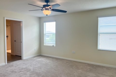 House in Wesley Chapel, Florida 4 bedrooms, 209.96 sq.m. № 1866472 - photo 7