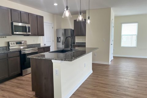 House in Wesley Chapel, Florida 4 bedrooms, 209.96 sq.m. № 1866472 - photo 2