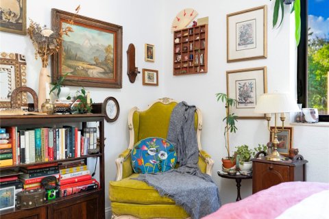 Casa en venta en Miami, Florida, 4 dormitorios, 126.35 m2 № 1946031 - foto 10