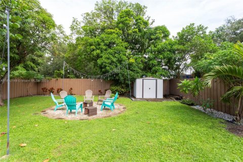 Casa en venta en Miami, Florida, 4 dormitorios, 126.35 m2 № 1946031 - foto 19
