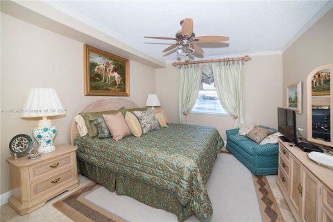 Copropriété à vendre à Sunny Isles Beach, Floride: 2 chambres, 103.68 m2 № 2013923 - photo 18