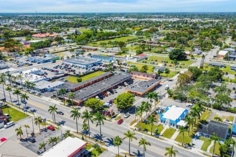 Immobilier commercial à vendre à Homestead, Floride: 1554.07 m2 № 1976645 - photo 14