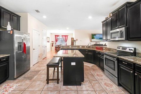 House in Riverview, Florida 4 bedrooms, 213.86 sq.m. № 2148644 - photo 6